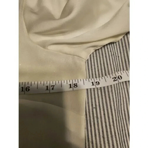 The Limited Womens Off White Cream 3/4 Roll Sleeve Blouse Size Small - Picture 12 of 12